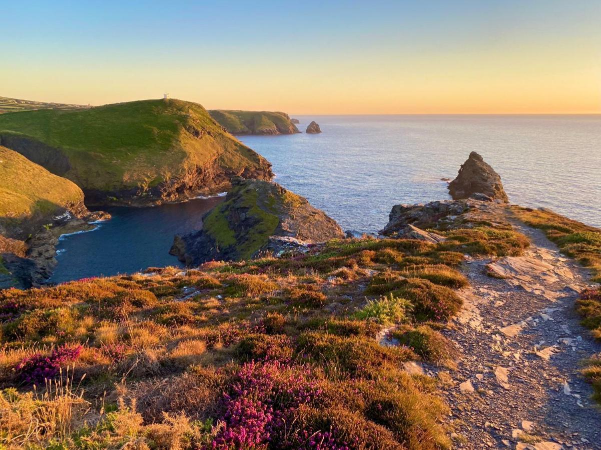 Polrunny Farm Seaberry Cottage With A Sea View And Log Burner Boscastle Exterior foto